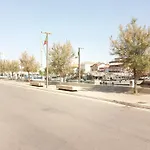 מלון Meeting 3*