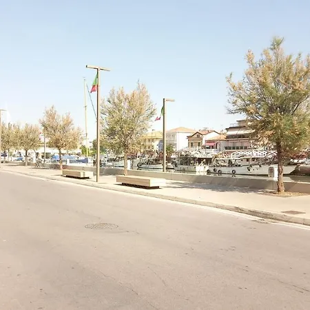 Ξενοδοχείο Meeting 3*