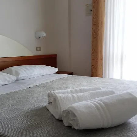 Ξενοδοχείο Meeting 3*